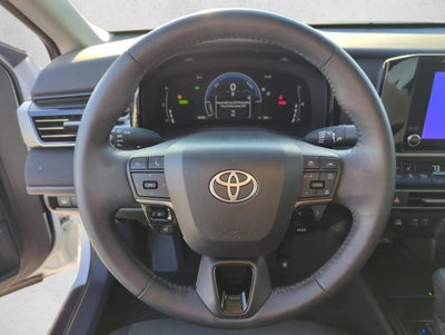 2025 Toyota Camry LE (SE)