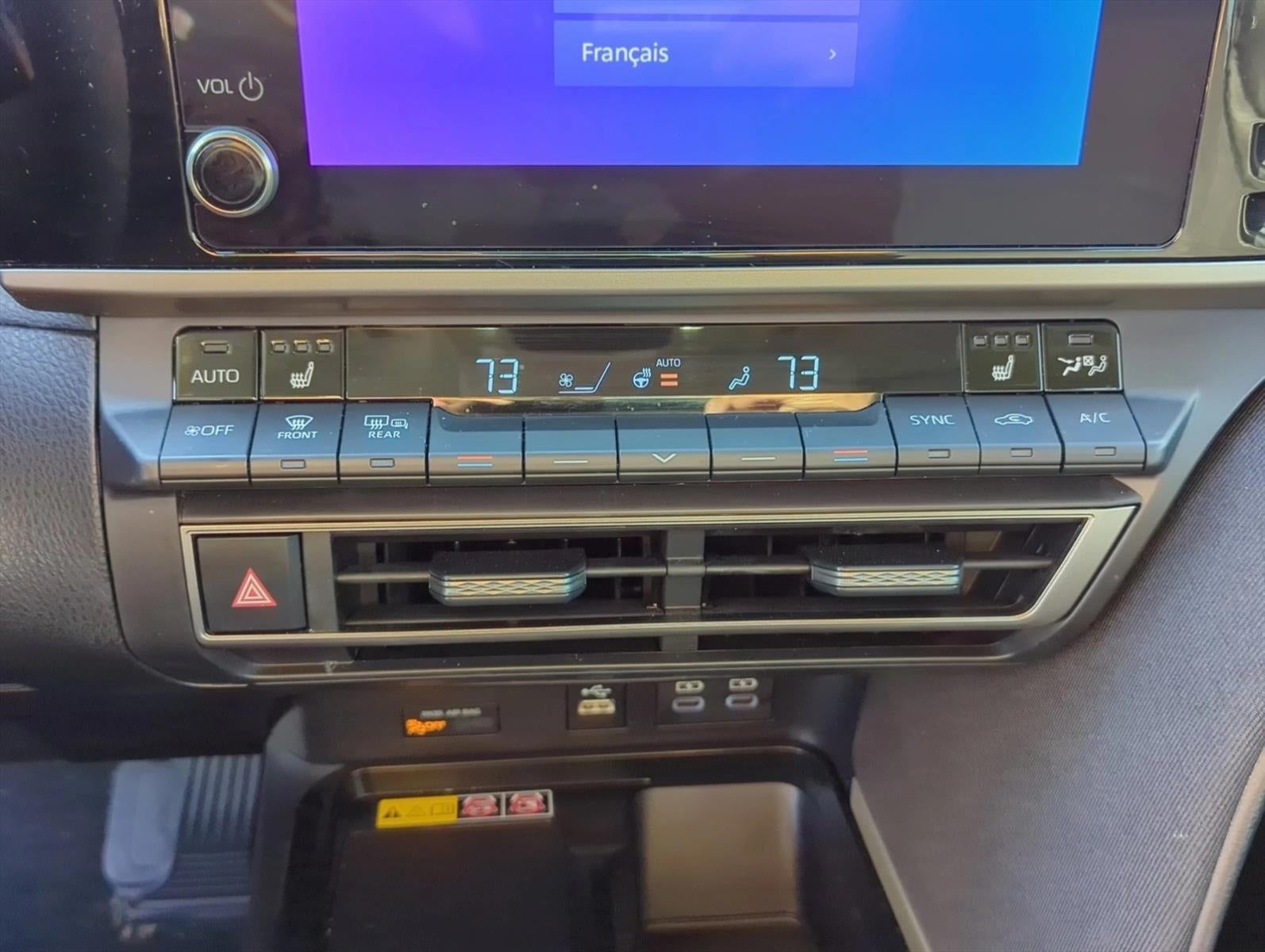 2025 Toyota Camry LE (SE)