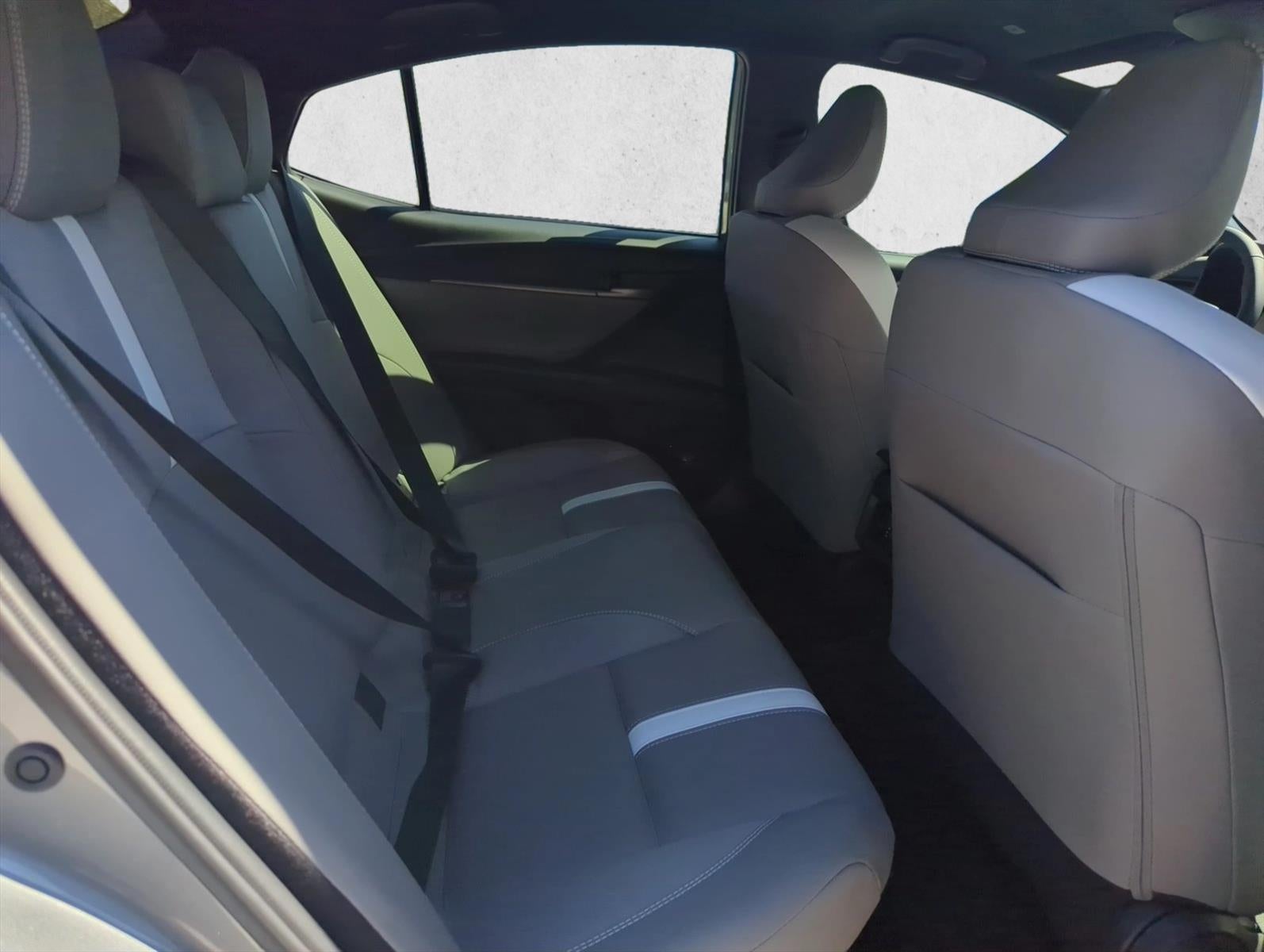 2026 Toyota Camry SE (SE)