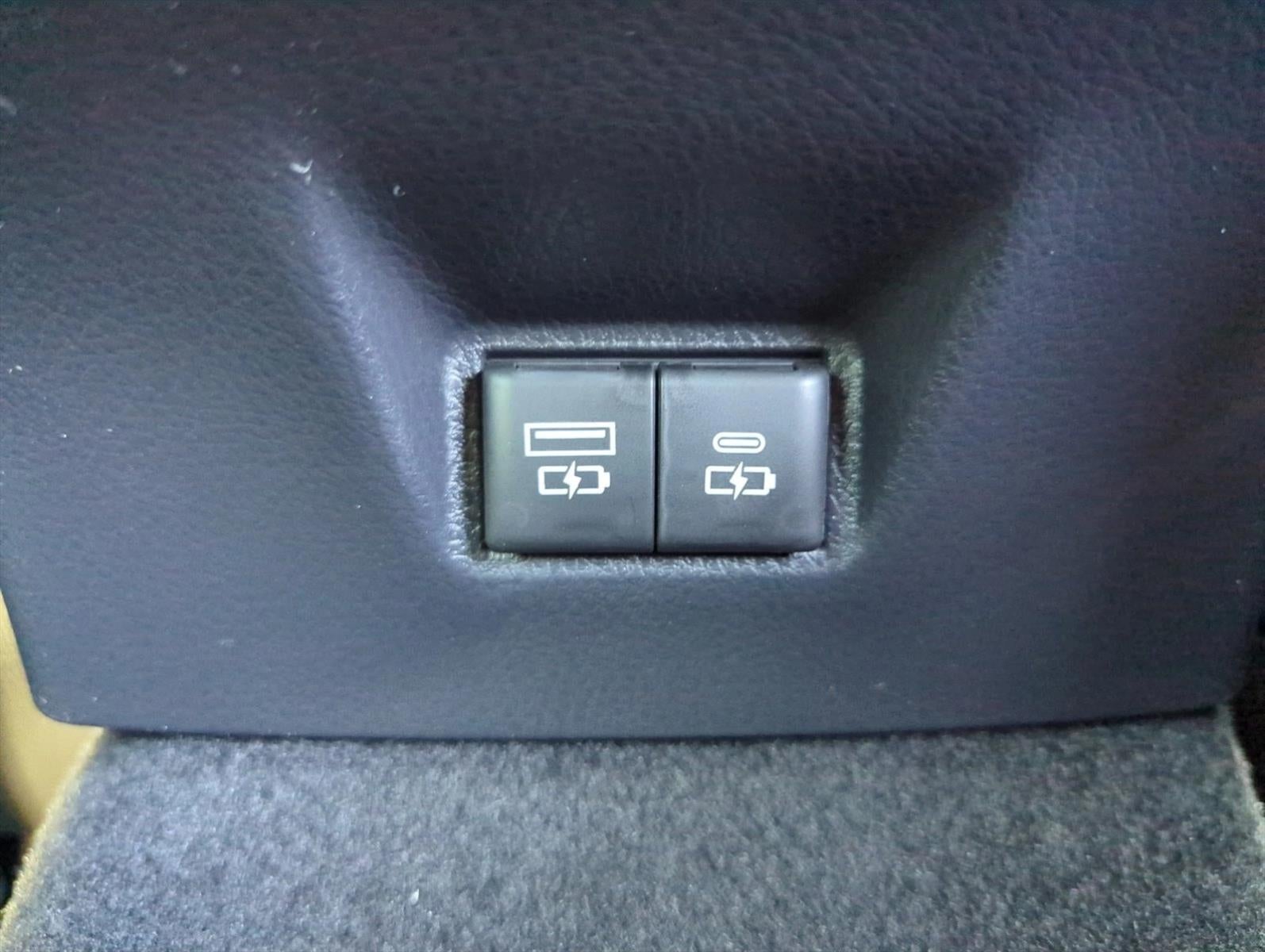 2026 Toyota Camry SE (SE)