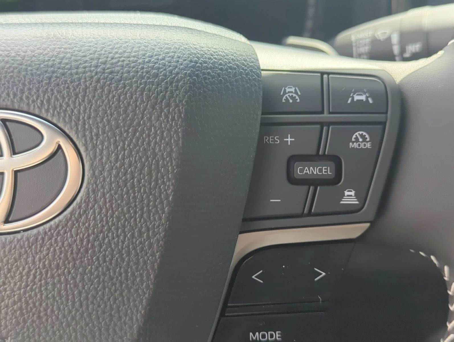 2026 Toyota Camry SE (SE)