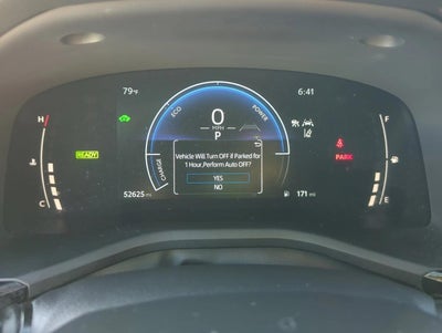 2025 Toyota Camry SE (Natl)