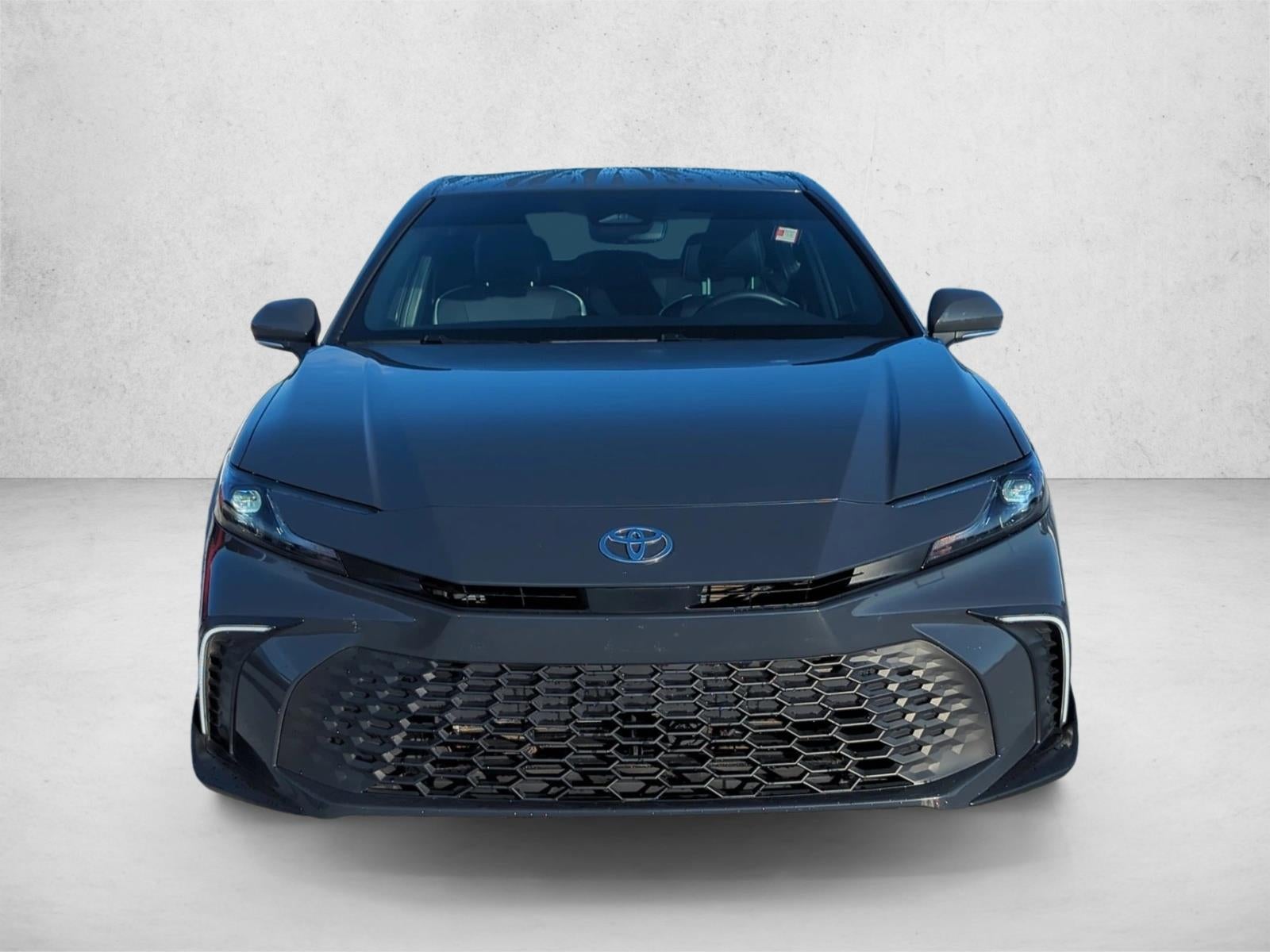 2025 Toyota Camry SE (Natl)