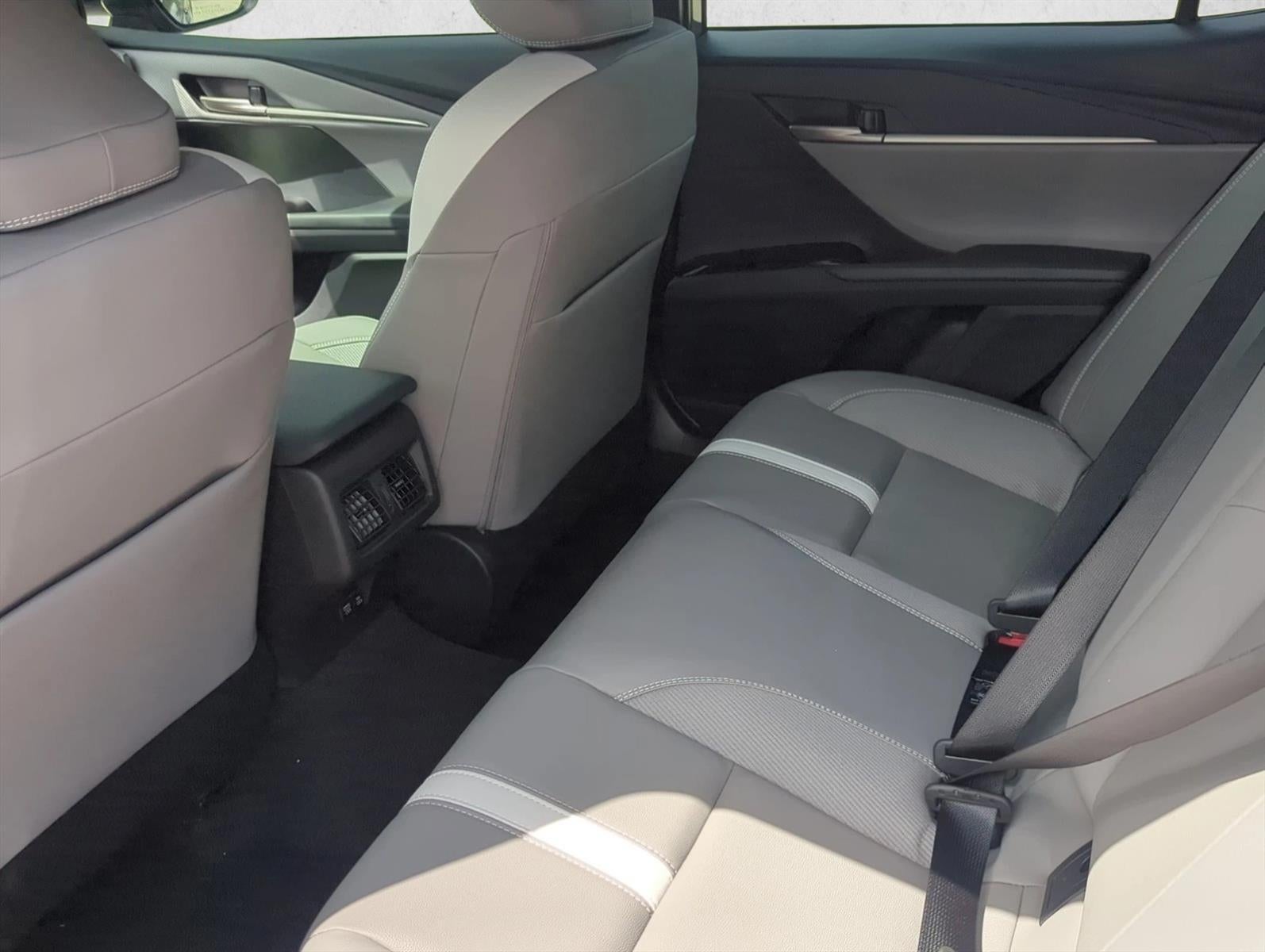 2026 Toyota Camry SE (SE)