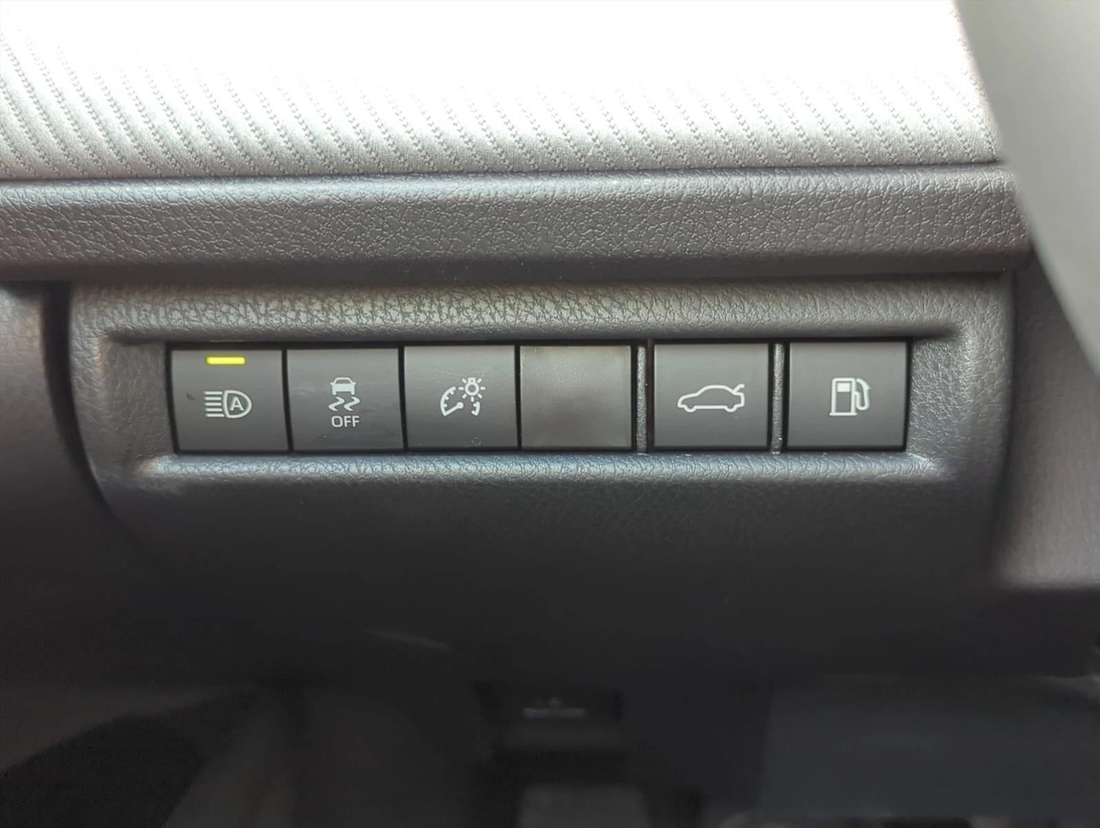 2026 Toyota Camry SE (SE)