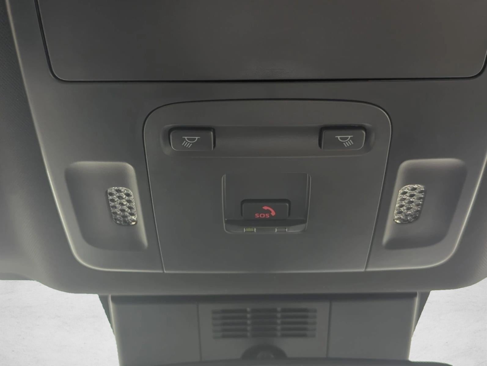 2026 Toyota Camry SE (SE)