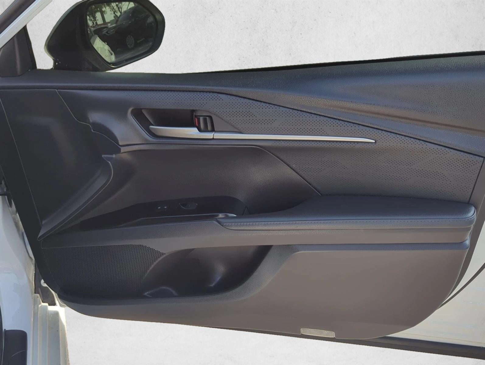 2025 Toyota Camry XSE (Natl)