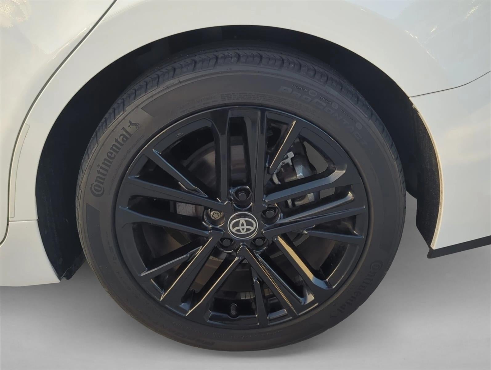 2025 Toyota Camry SE (Natl)