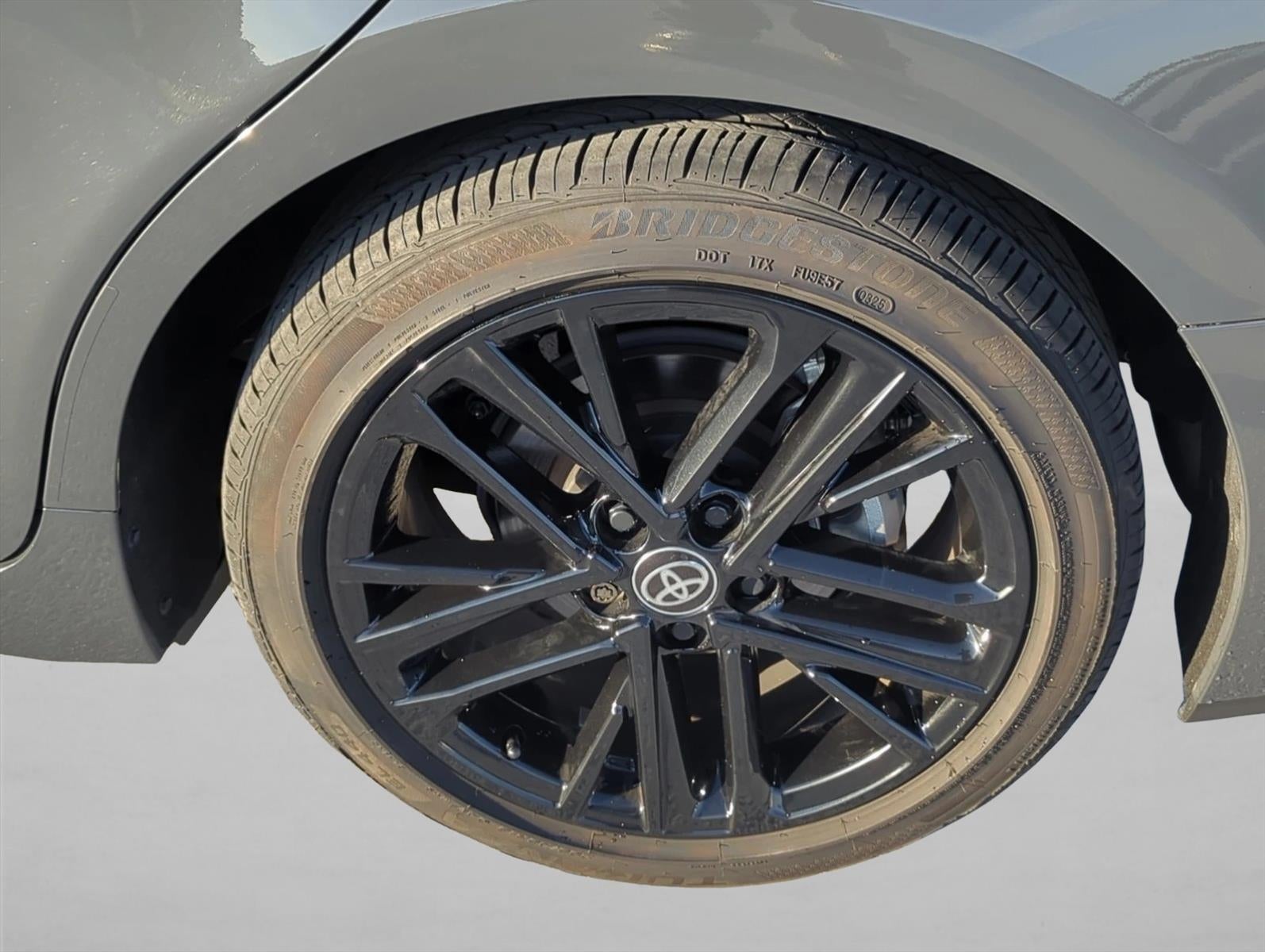 2025 Toyota Camry SE (Natl)