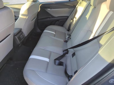 2025 Toyota Camry SE (Natl)