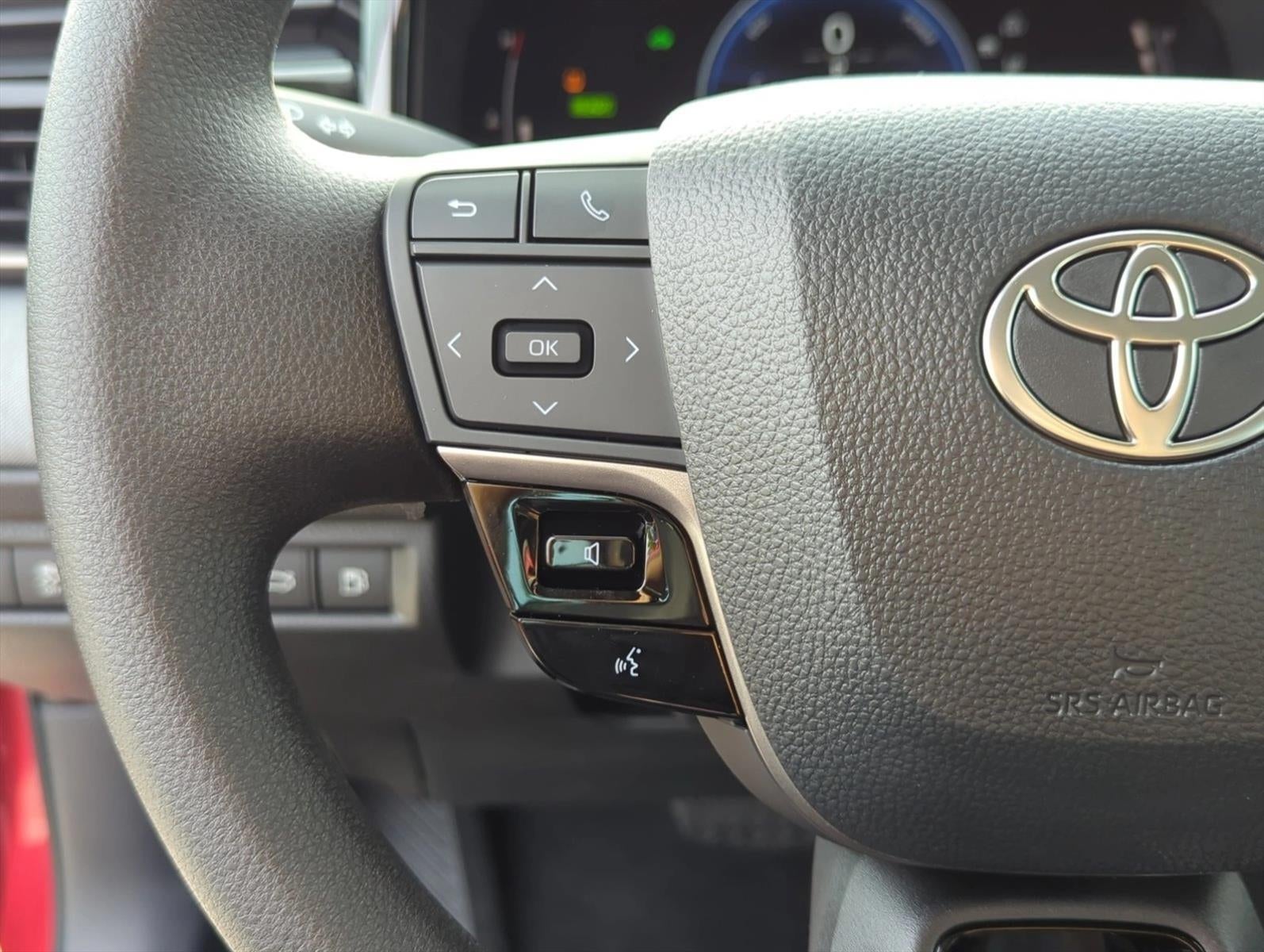 2026 Toyota Camry LE (SE)