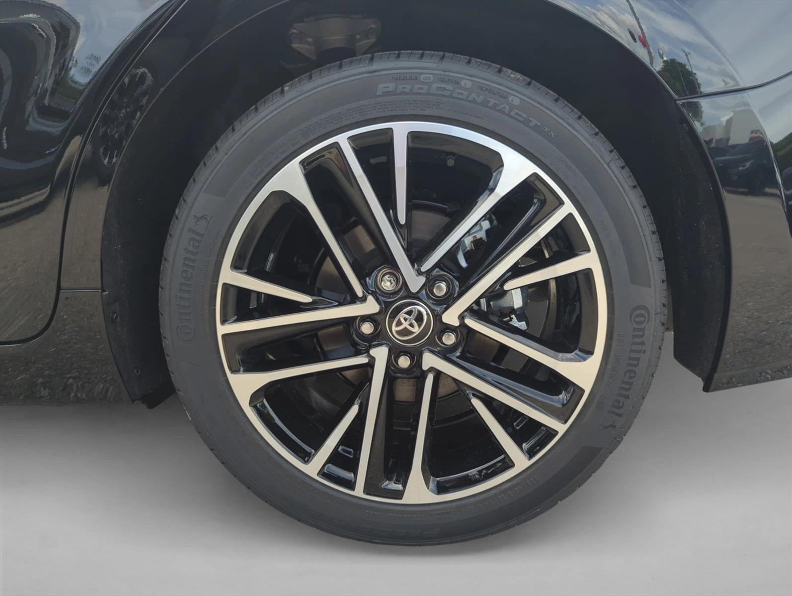2026 Toyota Camry XLE (SE)