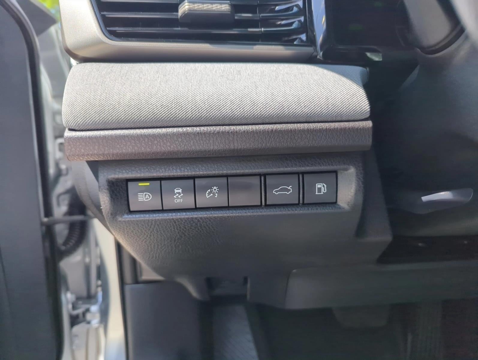 2026 Toyota Camry LE (SE)