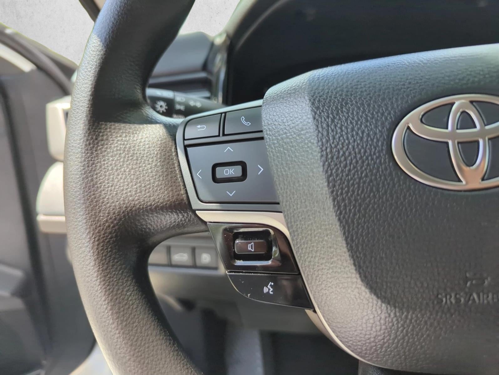 2026 Toyota Camry LE (SE)