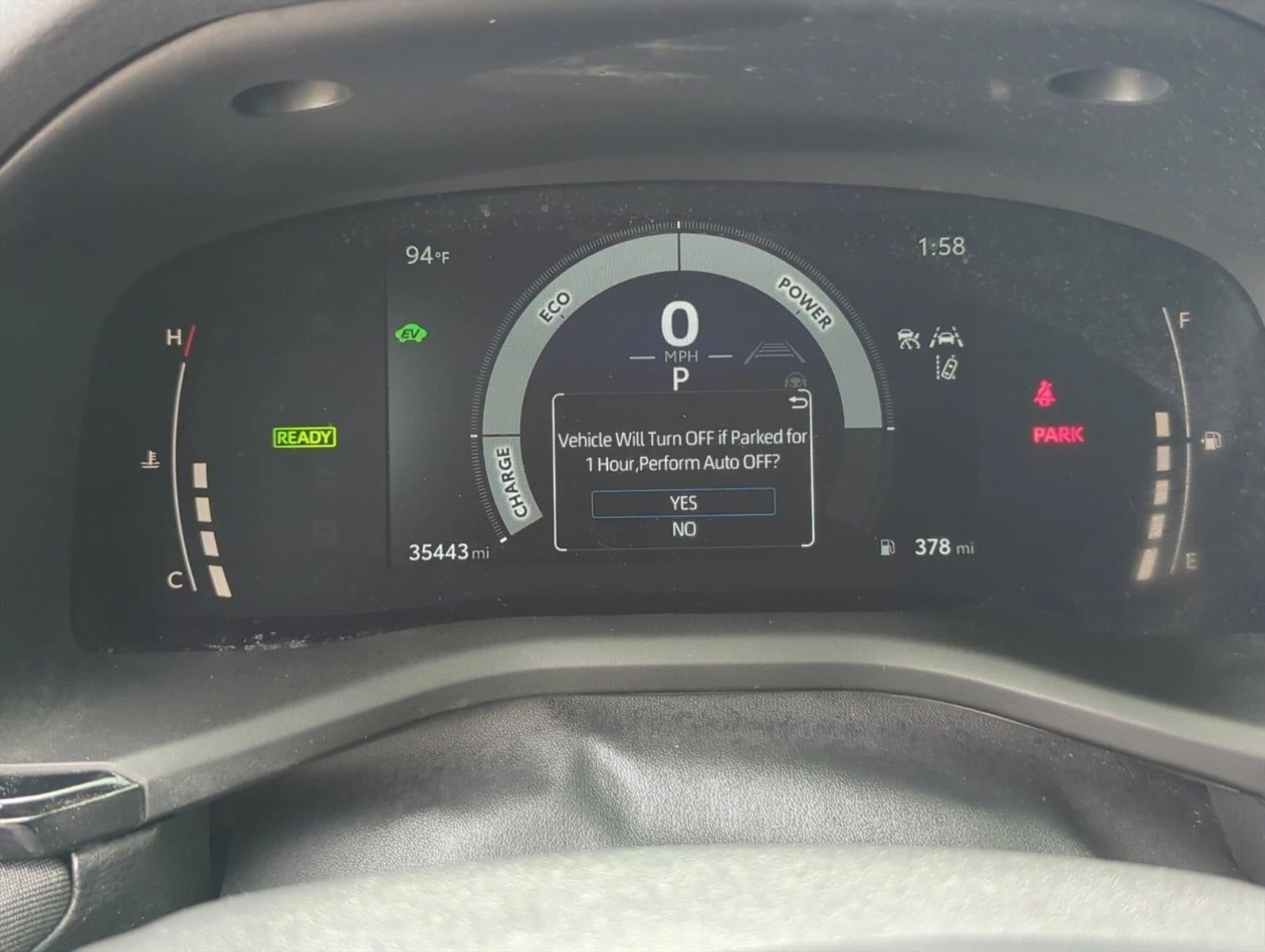2025 Toyota Camry LE (Natl)