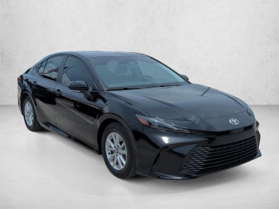 2025 Toyota Camry LE (Natl)