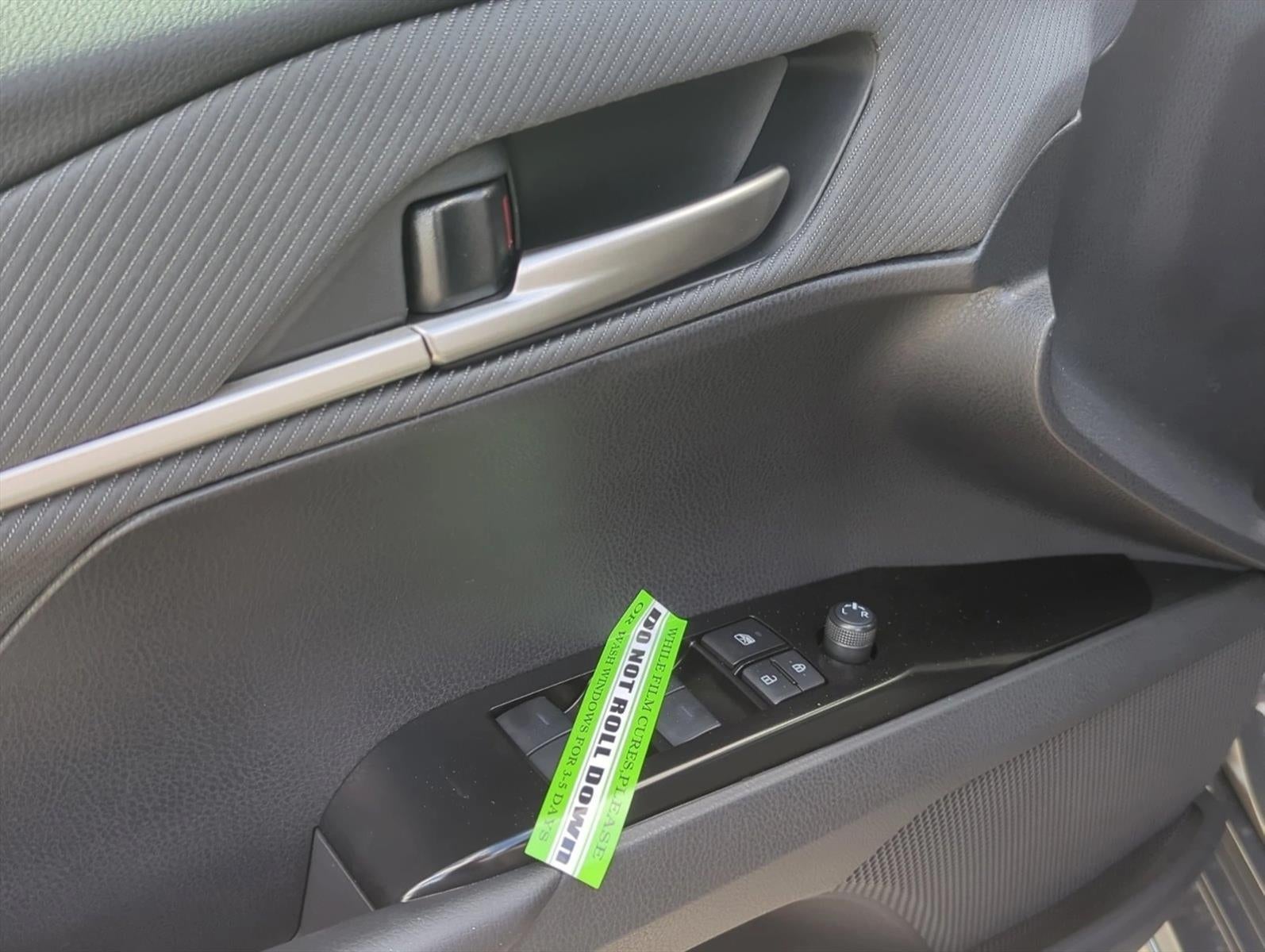 2026 Toyota Camry SE (SE)