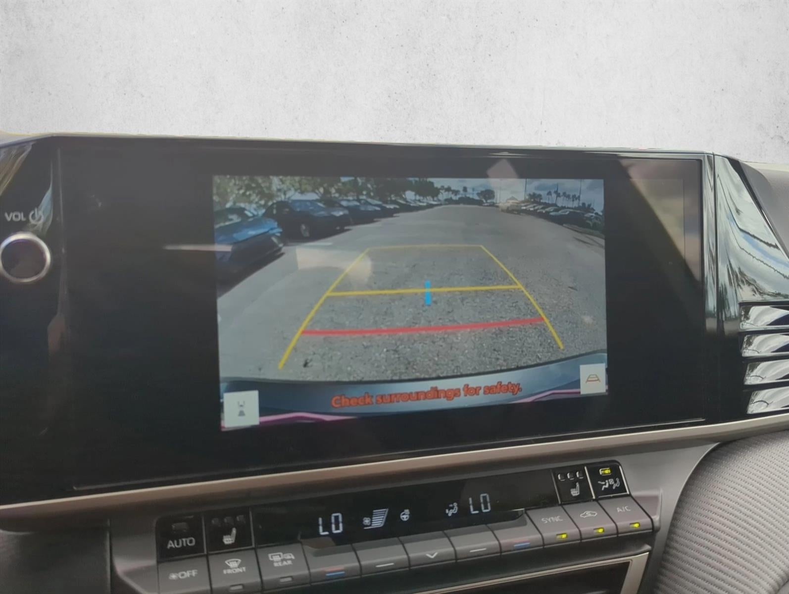 2026 Toyota Camry SE (SE)