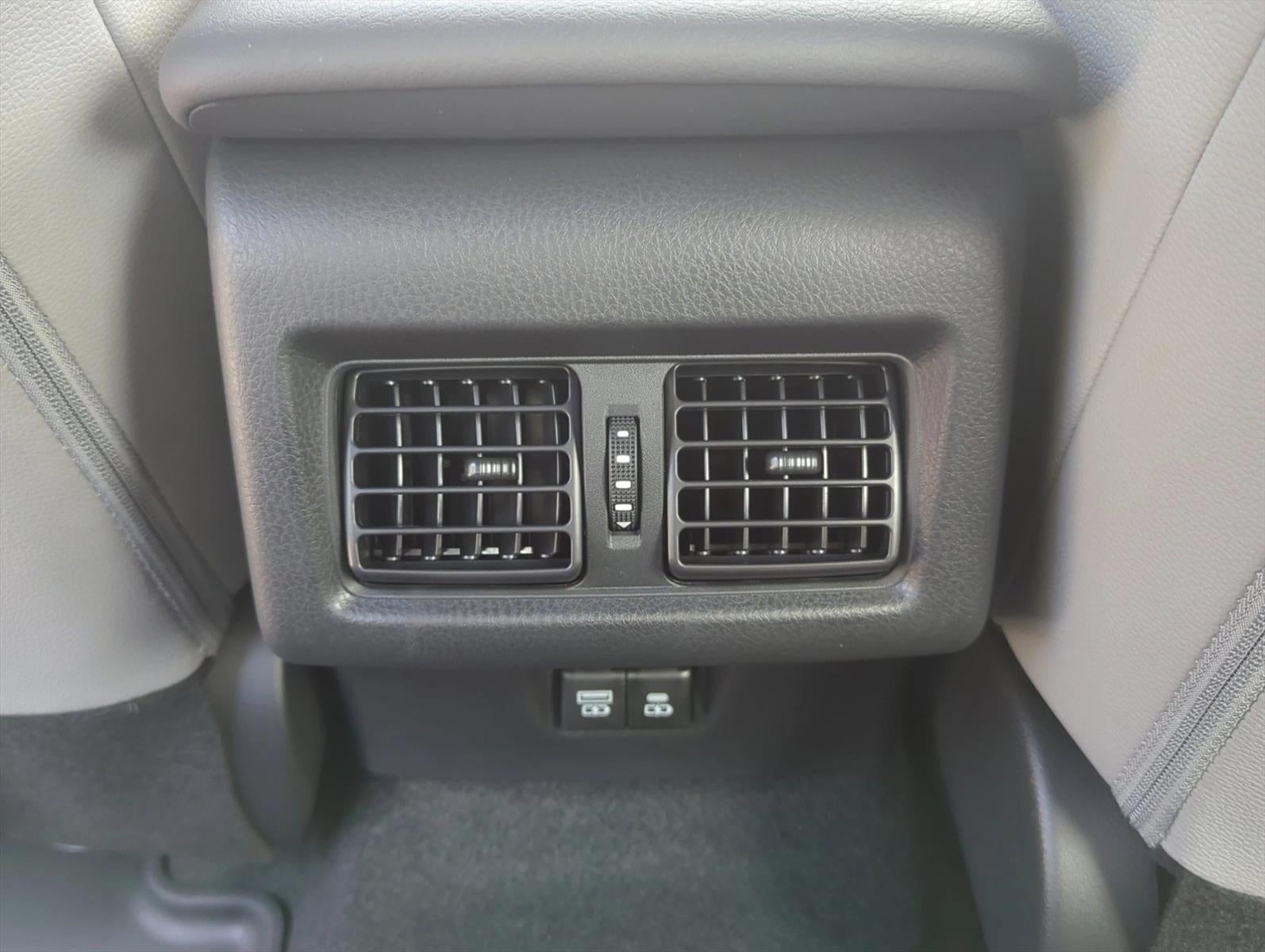 2026 Toyota Camry SE (SE)