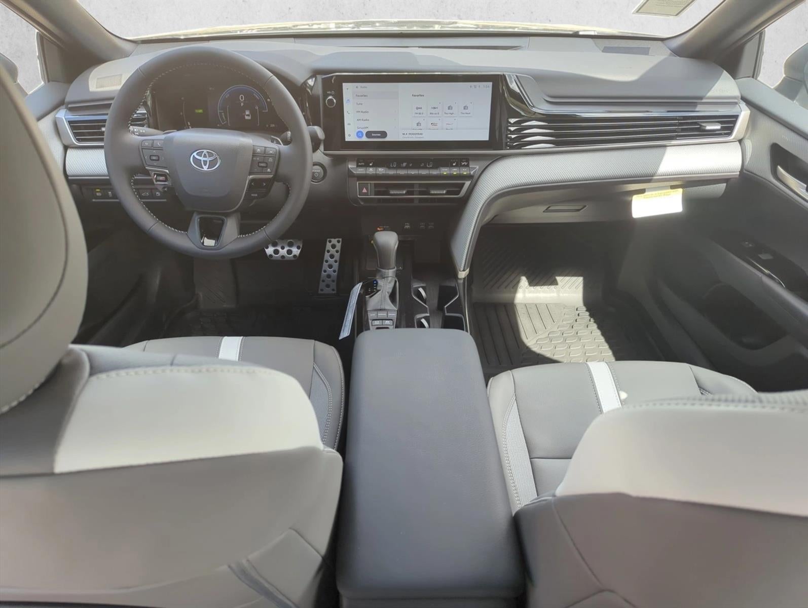 2026 Toyota Camry SE (SE)