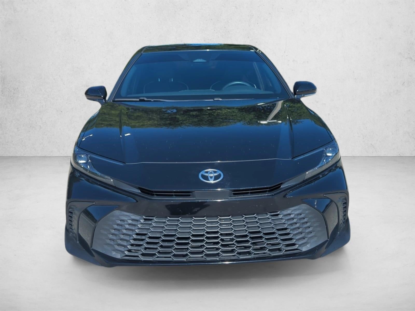 2025 Toyota Camry SE (Natl)