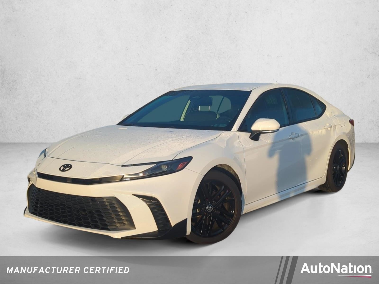 2025 Toyota Camry SE (Natl)