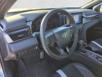 2025 Toyota Camry SE (SE)