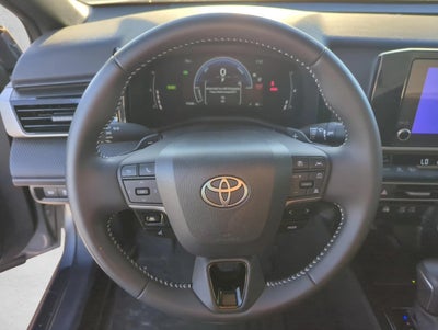 2025 Toyota Camry SE (SE)