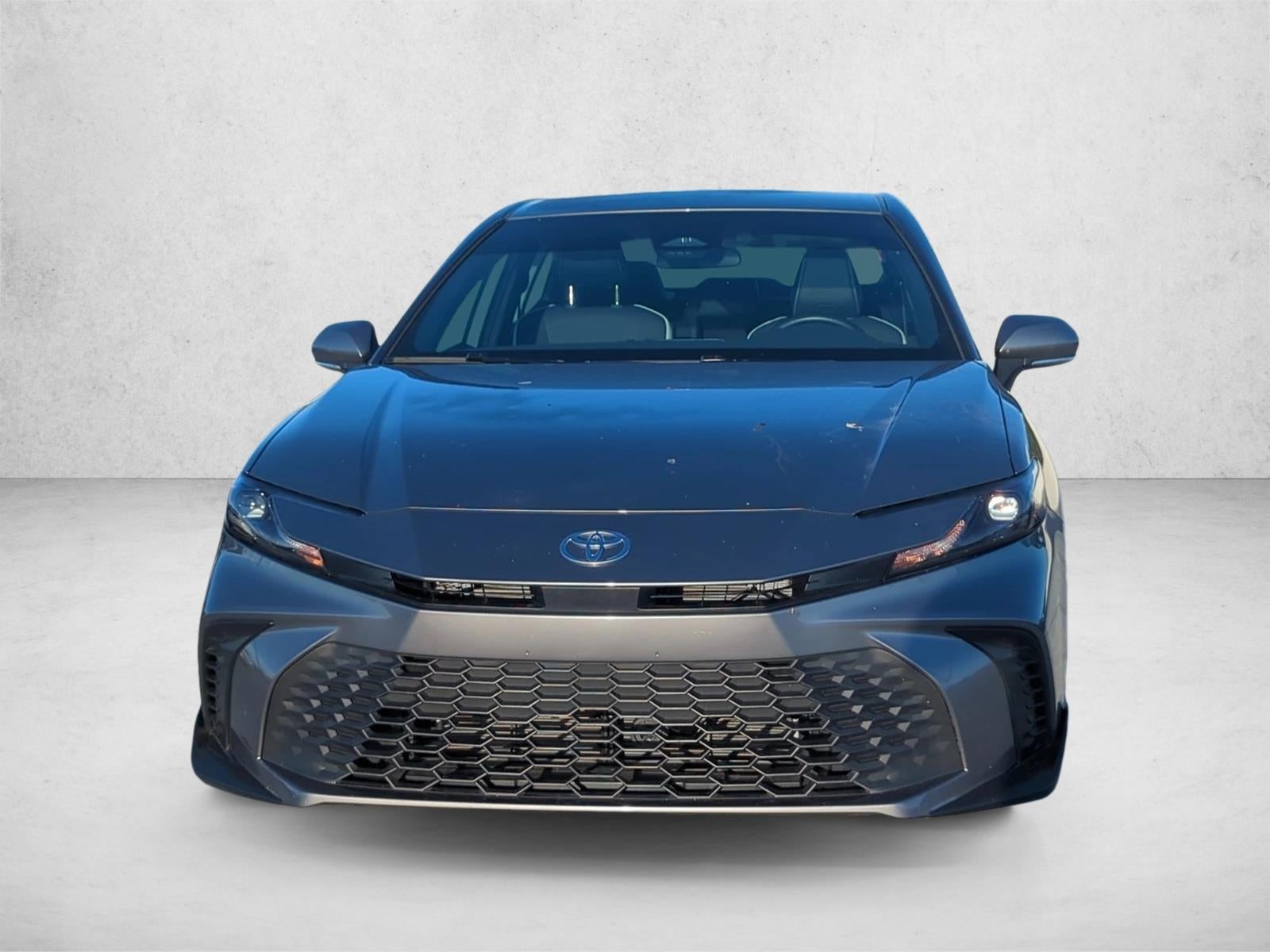2025 Toyota Camry SE (SE)