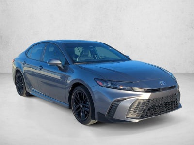 2025 Toyota Camry SE (SE)