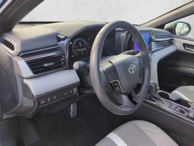 2025 Toyota Camry SE (SE)