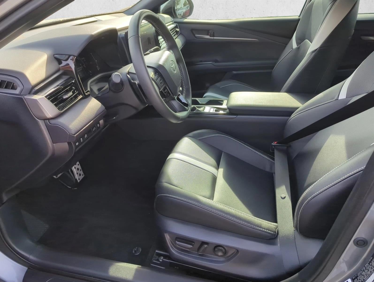 2026 Toyota Camry SE (SE)