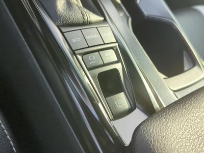 2026 Toyota Camry SE (SE)