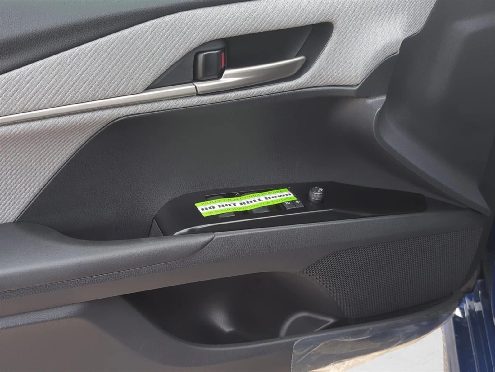 2026 Toyota Camry SE (SE)