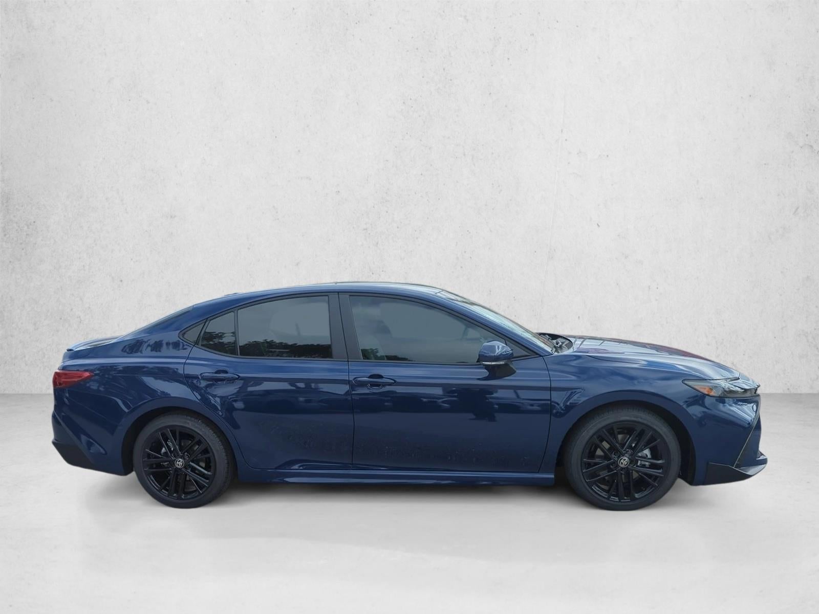 2026 Toyota Camry SE (SE)