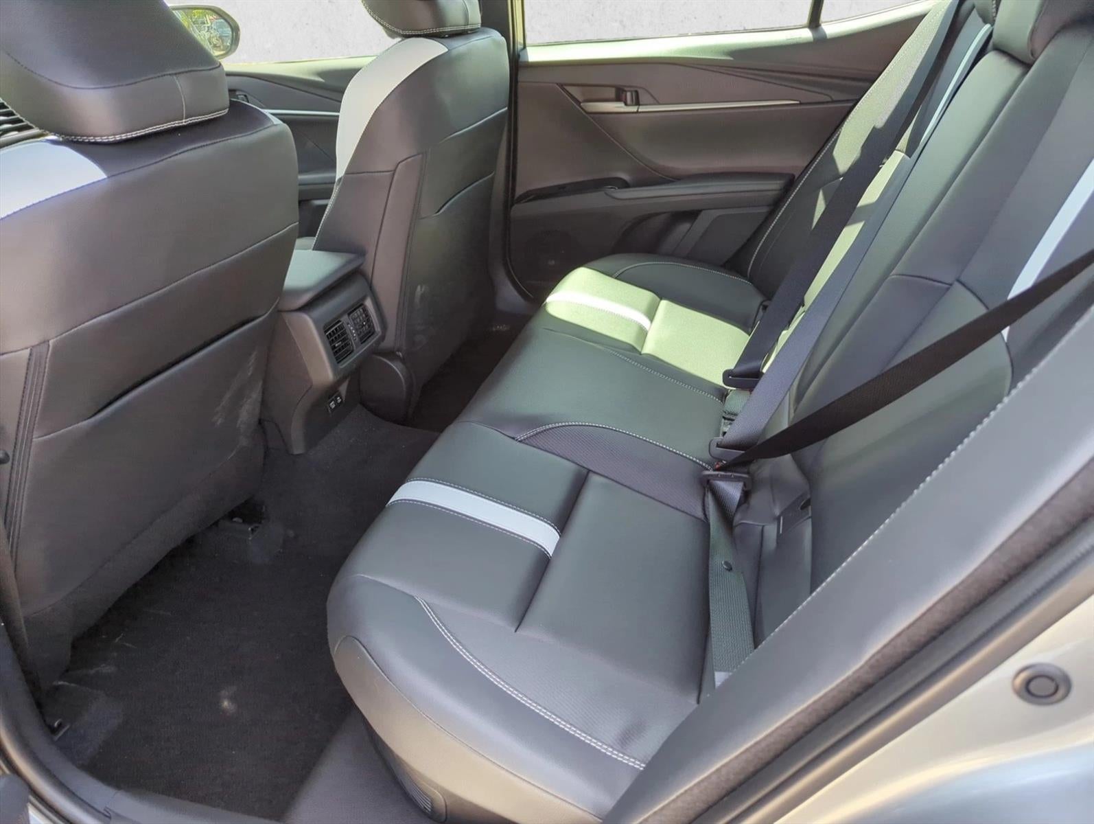 2026 Toyota Camry SE (SE)