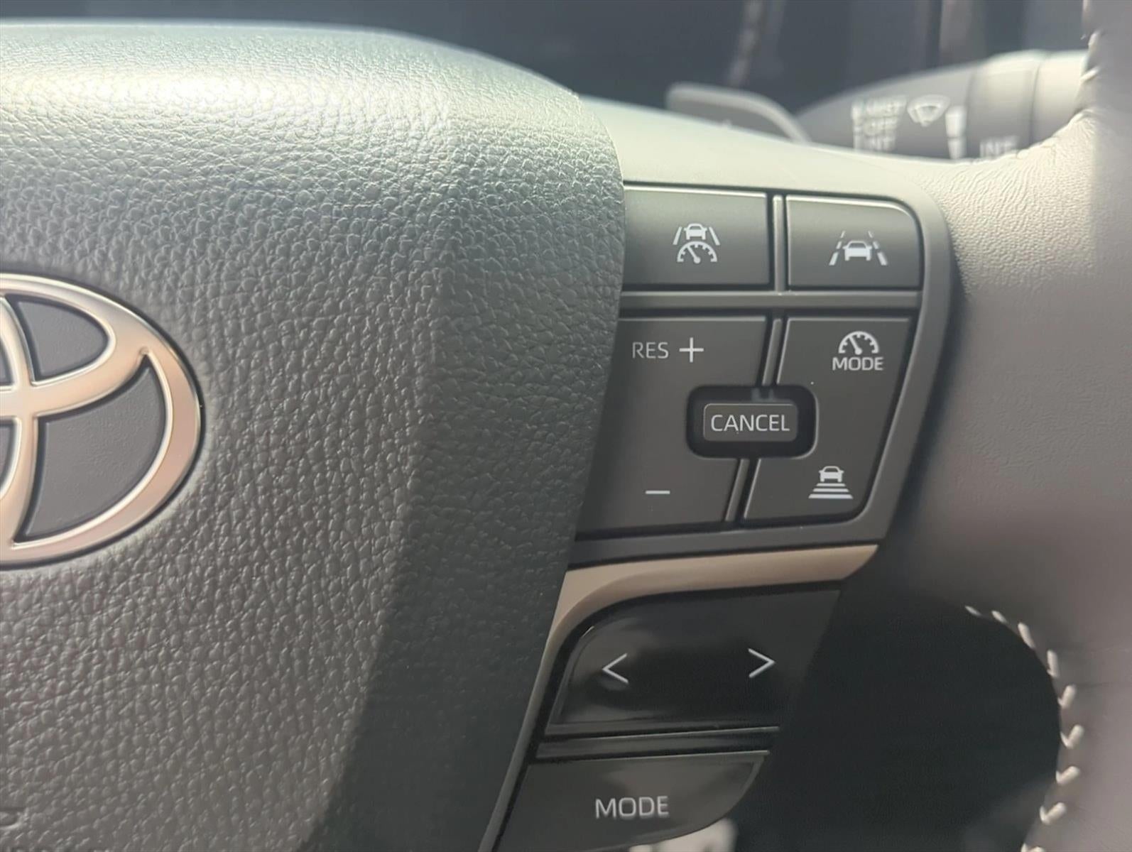 2026 Toyota Camry SE (SE)