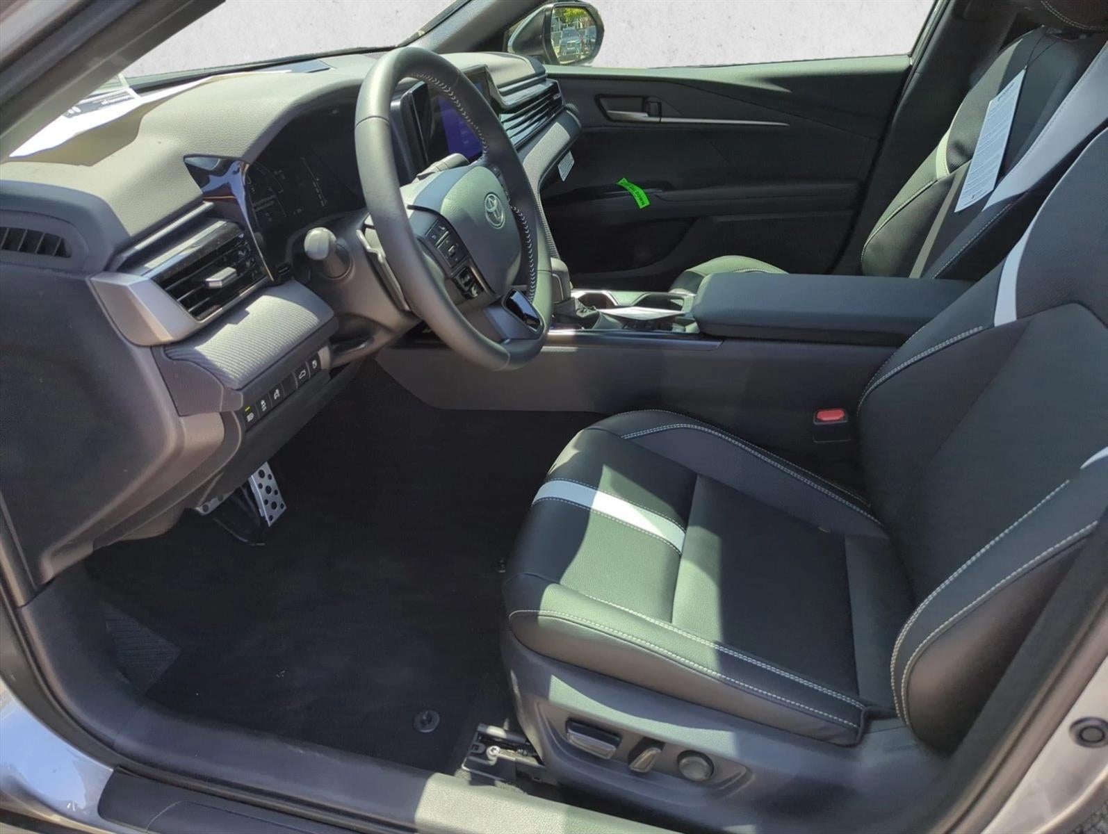 2026 Toyota Camry SE (SE)