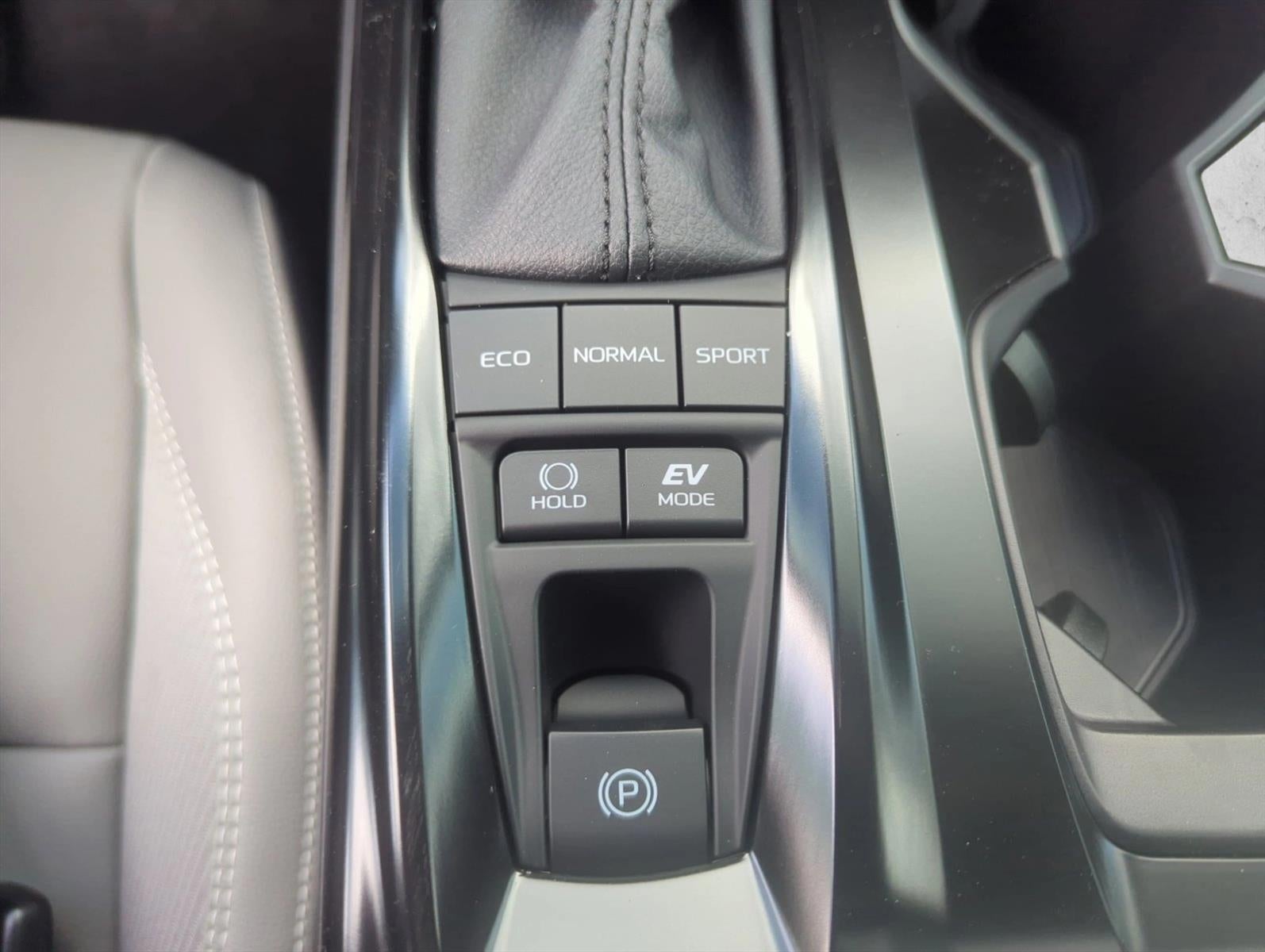 2026 Toyota Camry SE (SE)