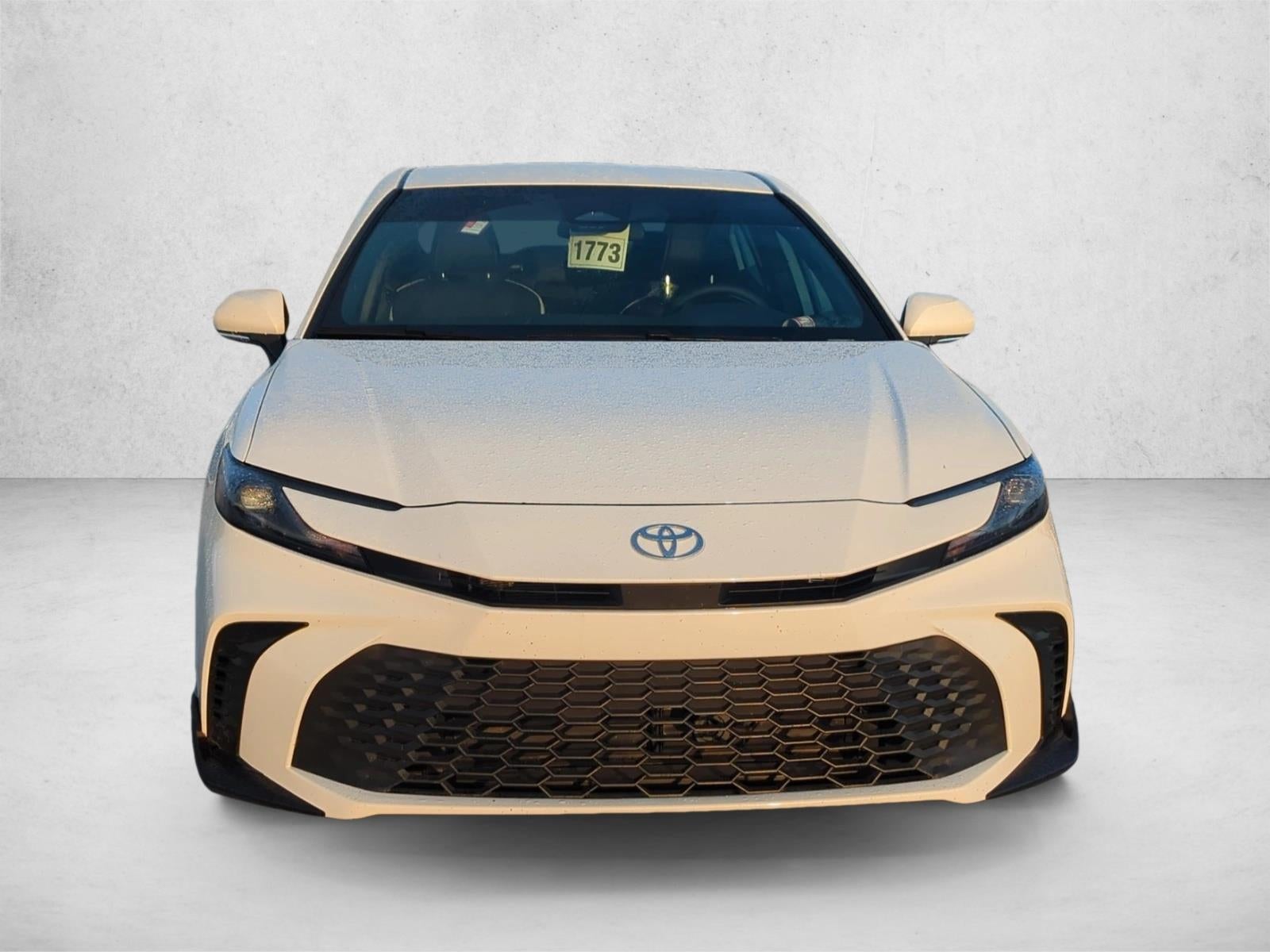 2026 Toyota Camry SE (SE)