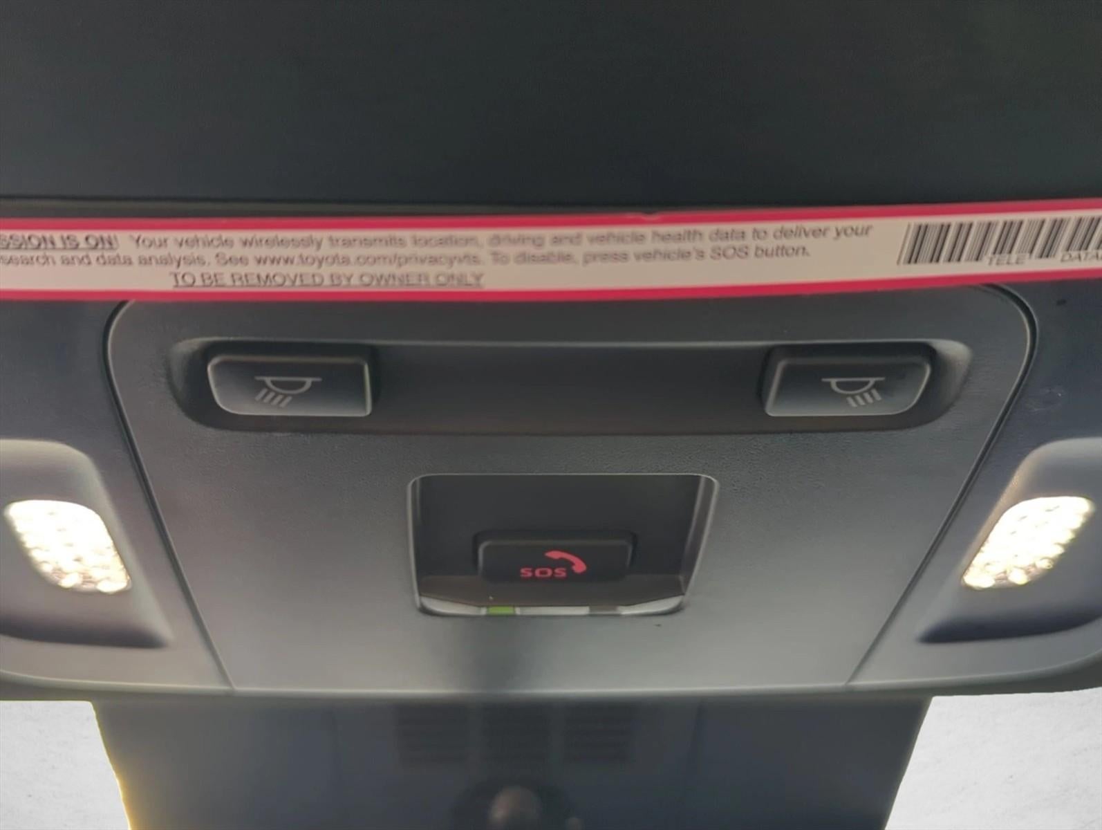 2025 Toyota Camry SE (Natl)