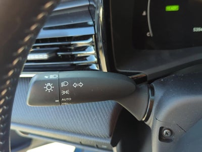 2025 Toyota Camry SE (SE)