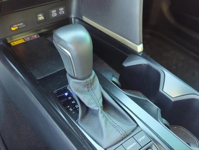 2025 Toyota Camry SE (SE)