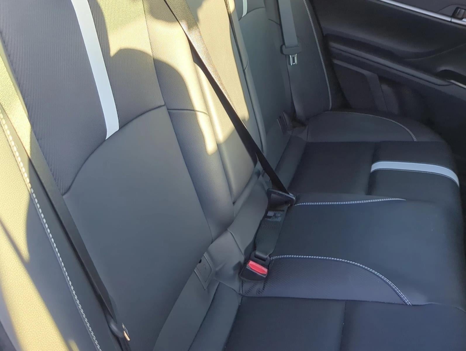 2025 Toyota Camry SE (SE)