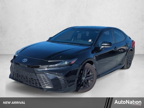 2025 Toyota Camry SE (Natl)