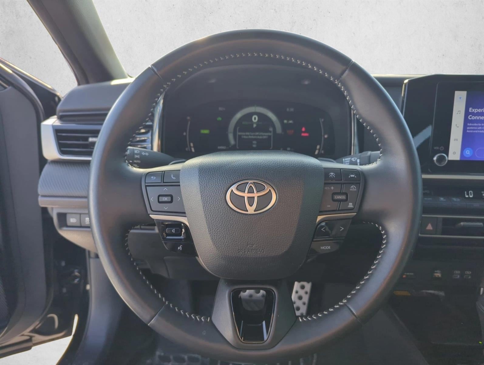 2025 Toyota Camry SE (Natl)