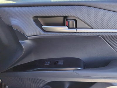 2025 Toyota Camry SE (Natl)