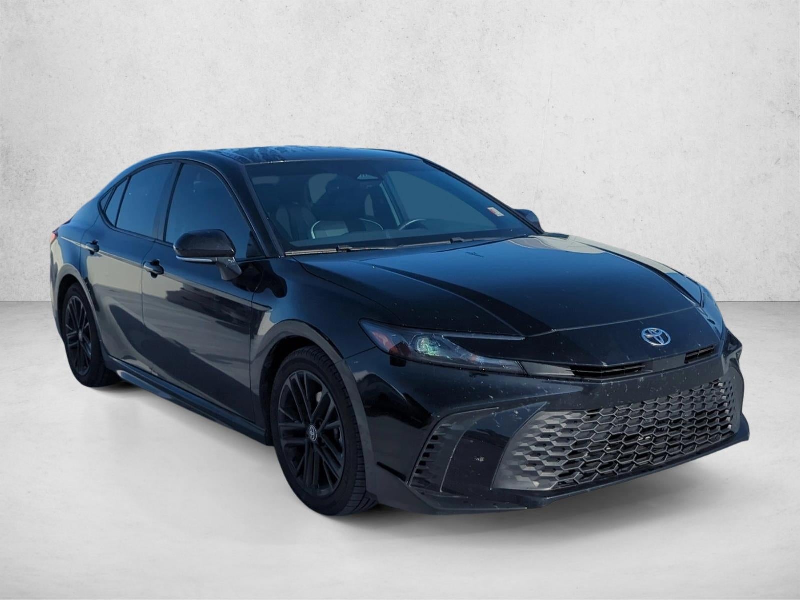 2025 Toyota Camry SE (Natl)