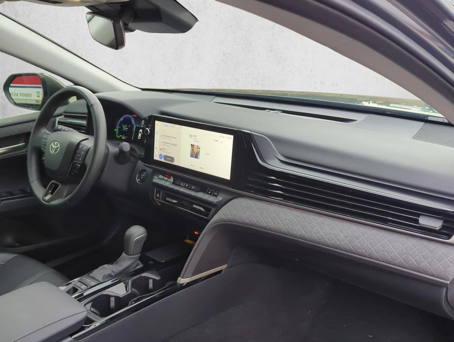 2025 Toyota Camry XLE (Natl)