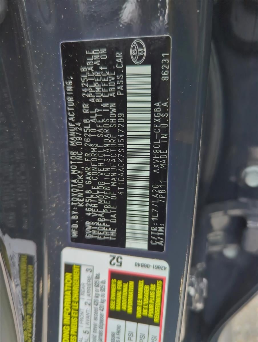 2025 Toyota Camry XLE (Natl)